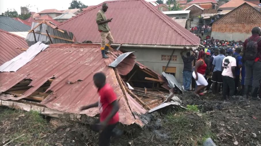 Rrëshqitje mbeturinash në landfillin në Ugandë, 26 të vdekur dhe 39 të zhdukur 