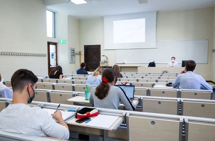 Në Kolumbi mund të diplomohesh për Inteligjencën Artificiale