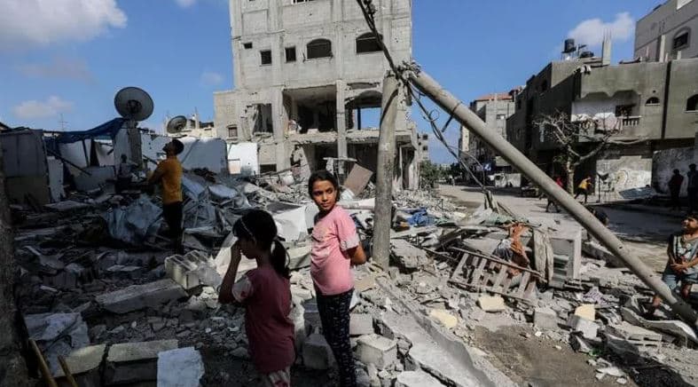 Lufta në Lindjen e Mesme, rinisin negociatat/ IDF urdhëron evakuimin e palestinezëve në veri të Khan Yunis