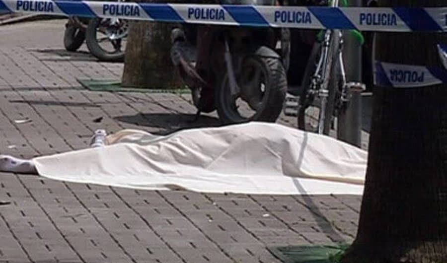 Vetëhidhet nga kati i pestë, ndërron jetë 78-vjeçarja në Tiranë