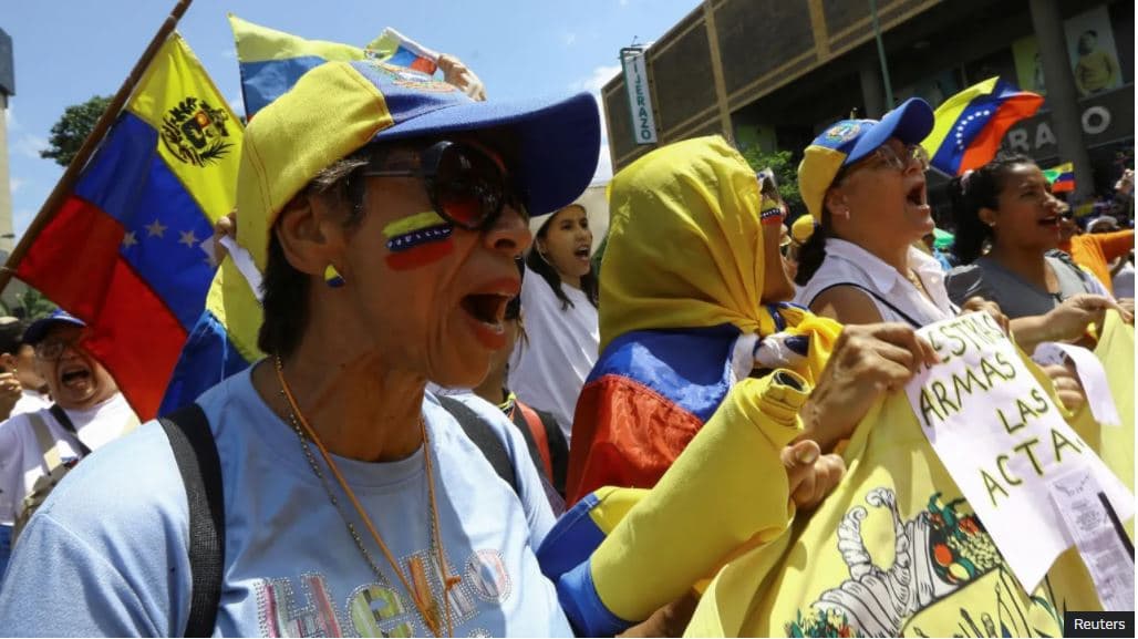 Protesta anti-Maduro në të gjithë Venezuelën, në rrugë edhe liderja e opozitës