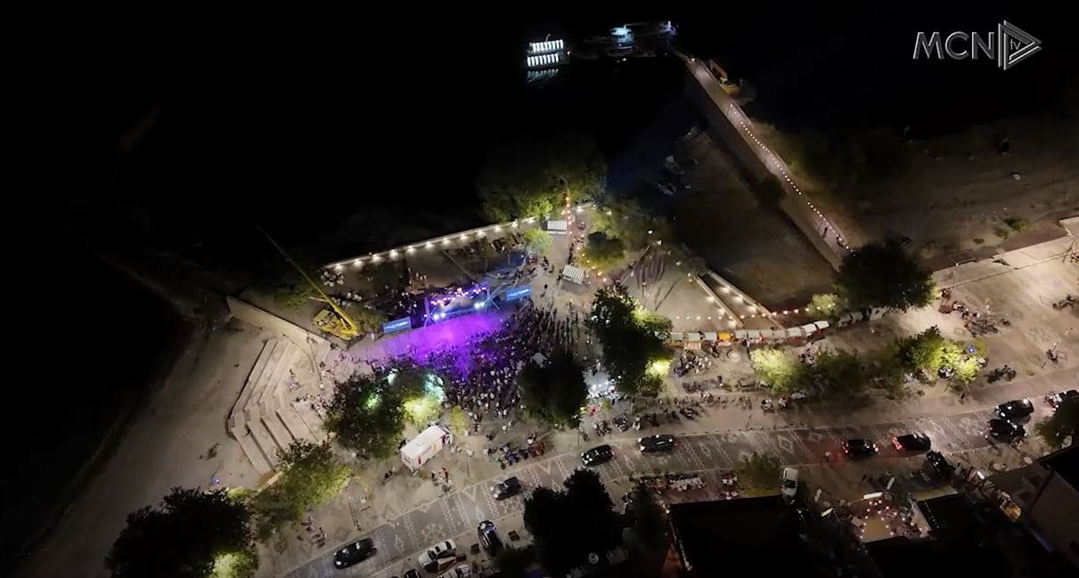 “Shndrit n’Shirokë”/ Festivali i dritave çel siparin në Shkodër (VIDEO)