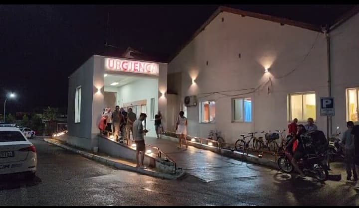 U qëlluan me armë zjarri, ndërrojnë jetë në spital dy të plagosurit në Velipojë