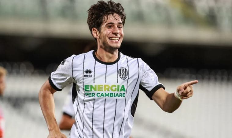 Dopietë golash në Itali, Shpendi shkëlqen me Cesena-n
