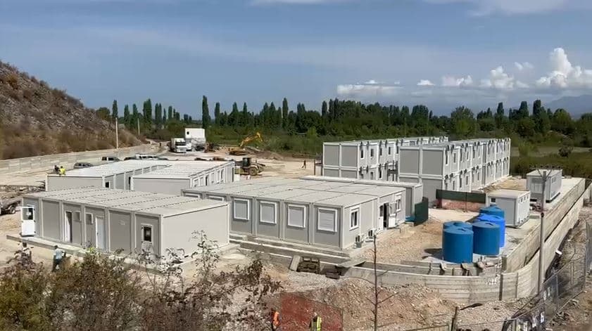 Gjadër/ Kampi i refugjatëve s’është gati për t’u testuar