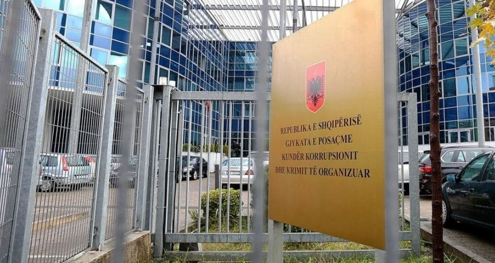 Kultivuan mijëra rrënjë kanabis në 2022 në Malësi të Madhe/ SPAK mbyll hetimet, dërgon për gjykim 23 persona
