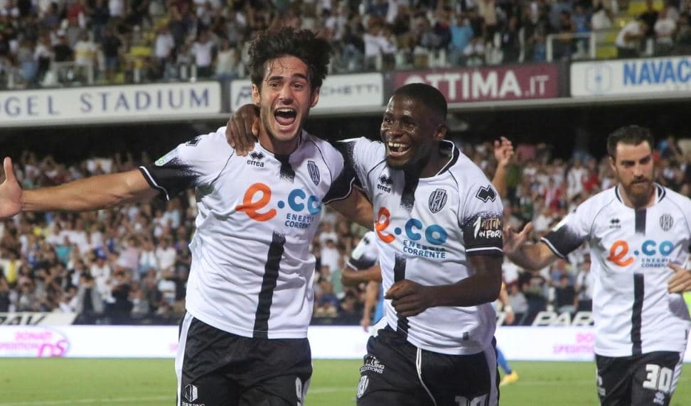 Cesena “blindon” Shpendin me kontratë 4-vjeçare