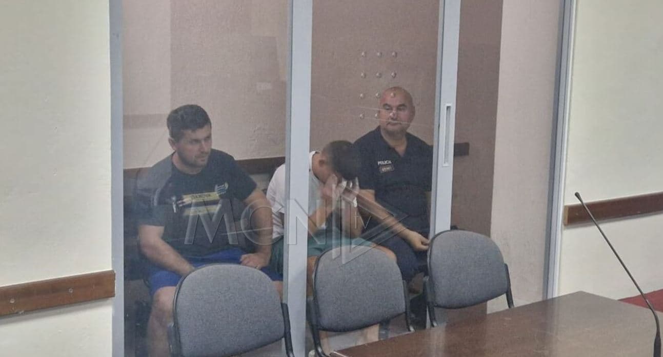 Vrau me thikë Hoxhallarin, gjykata lë në burg Darmen Kelin/ Autori: Jam i penduar