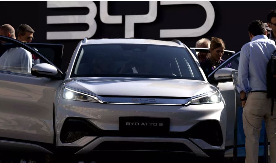 Kanadaja vendos tarifë 100% për automjetet elektrike të prodhimit kinez