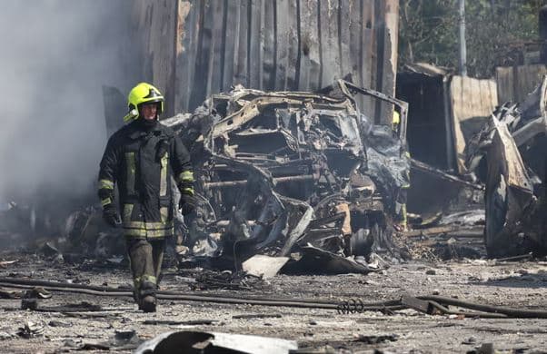 Rusia nis një valë të re sulmesh vdekjeprurëse në Ukrainë