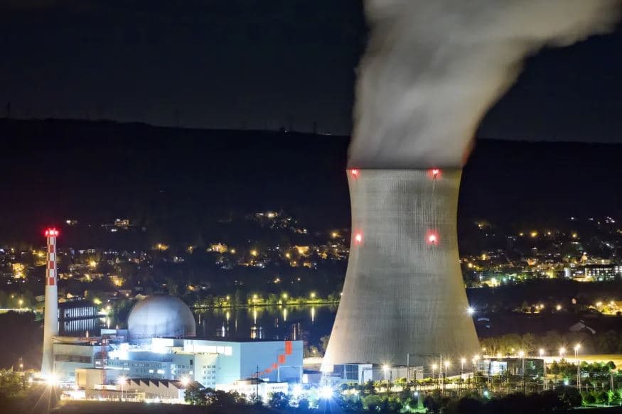 Zvicra do të anulojë ndalimin e ndërtimit të centraleve bërthamore
