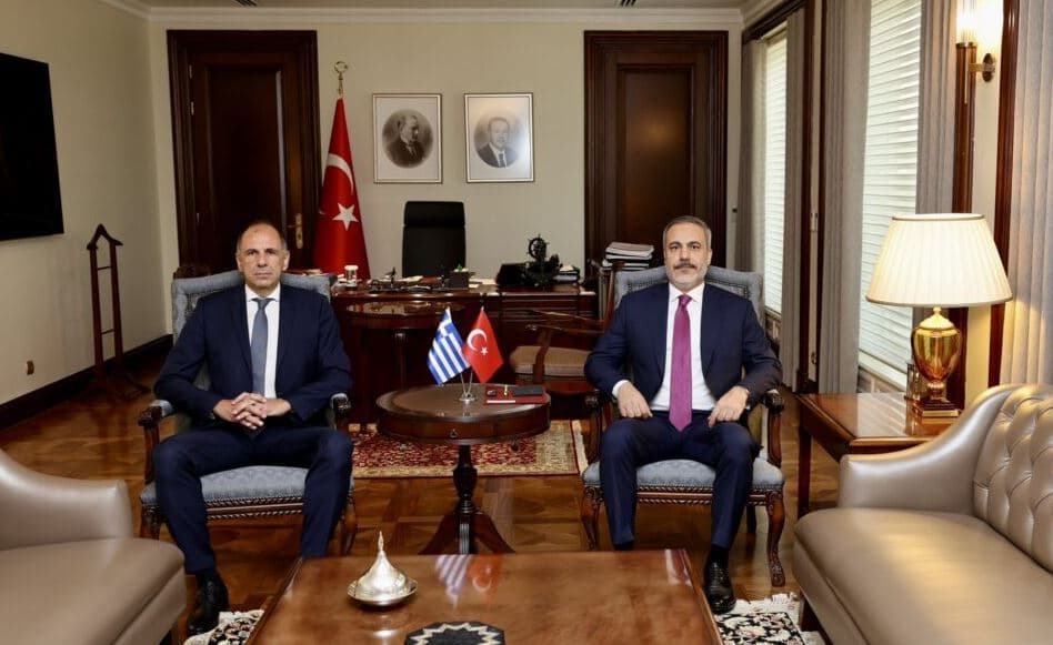 Ministrat e Jashtëm të Greqisë dhe Turqisë takohen në Bruksel