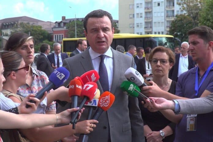 Kurti pas deklaratës së Macron: Ne punojmë për paqen e sigurinë e të gjithë qytetarëve pa dallime