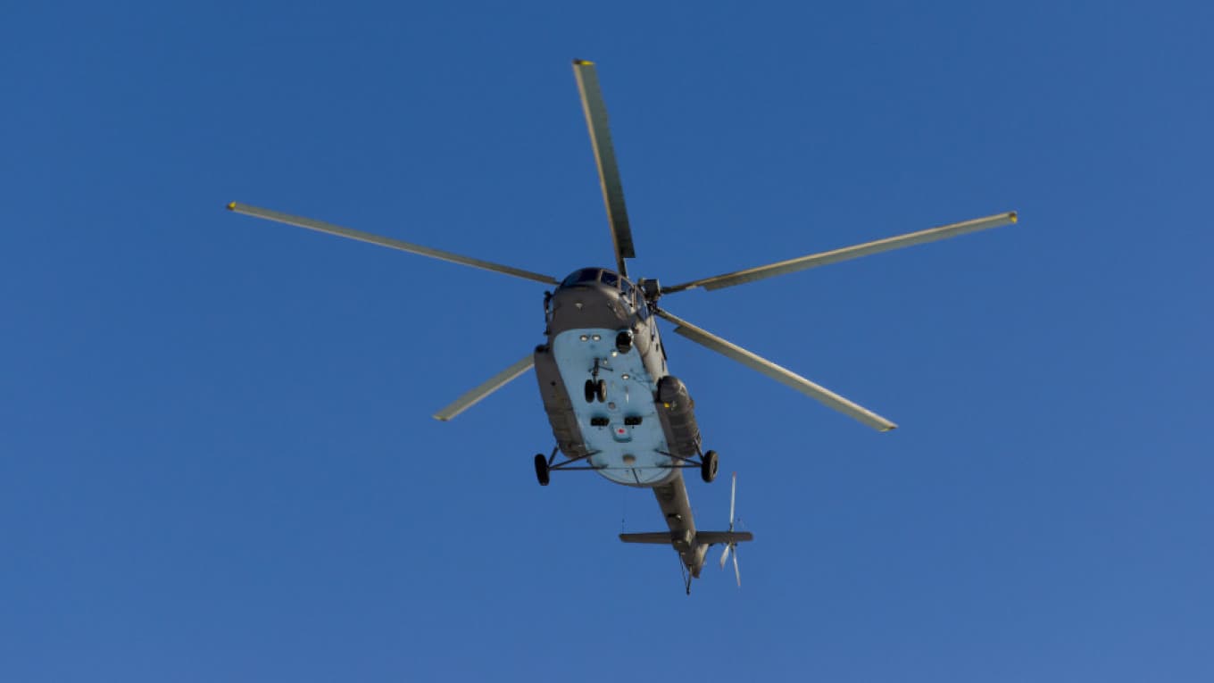 Zhduket helikopteri rus me 22 persona në bord