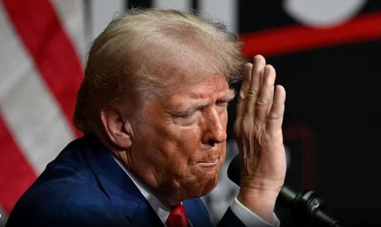 Trump vë në diskutim të drejtat e personave transgjinorë