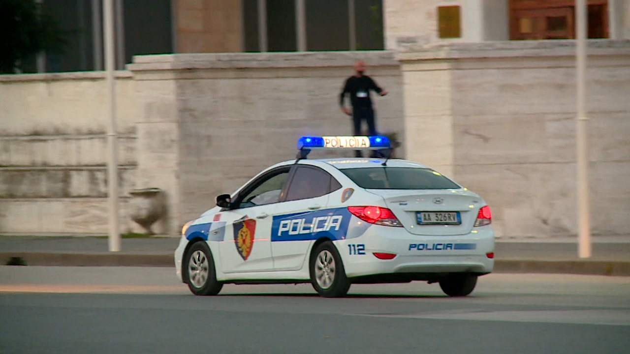 Dhunoi bashkëjetuesen, për pasojë ajo tentoi vetëvrasjen/ Në pranga 24-vjeçari
