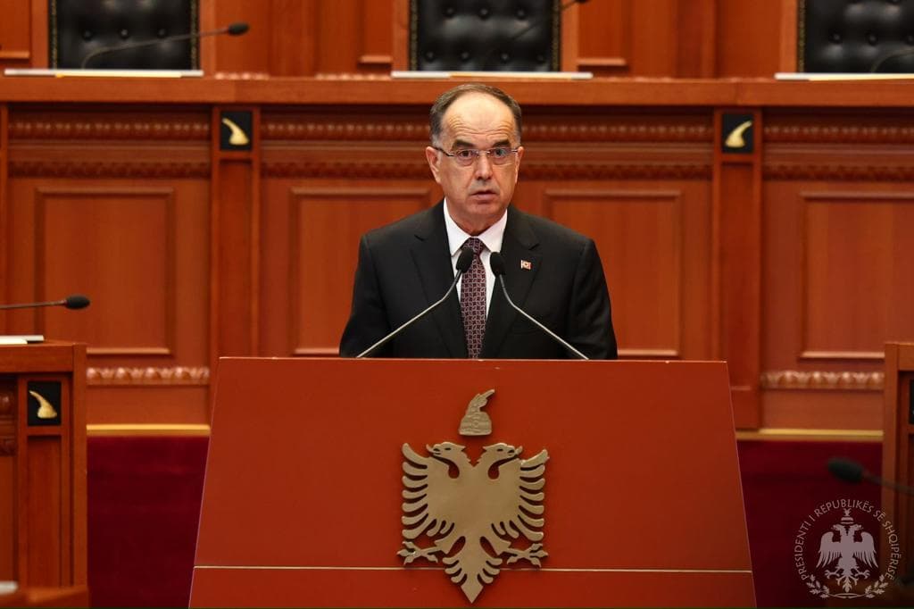 Sezoni i ri parlamentar/ Begaj apel partive: Dialog të frytshëm dhe përqendrim drejt objektivit kryesor, anëtarësimit në BE