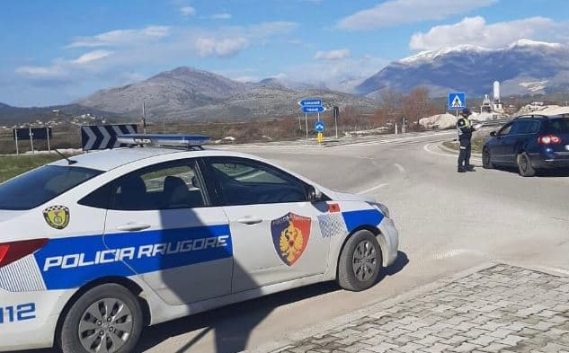 Vlorë/ Kundërshtuan me forcë policinë, shpallen në kërkim shqiptari, marokeni dhe italiani