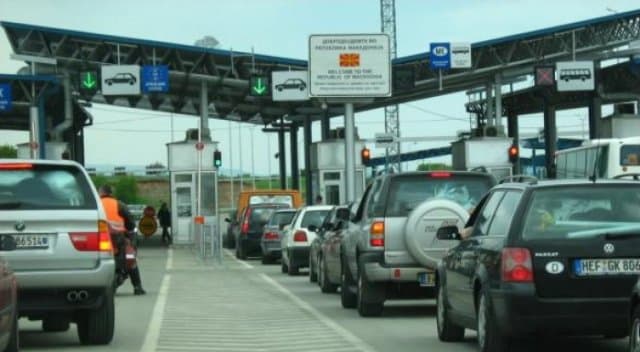 Serbia paralajmëroi bllokada/ MPJD thirrje qytetarëve të Kosovës: Shmangni kalimet kufitare me Serbinë
