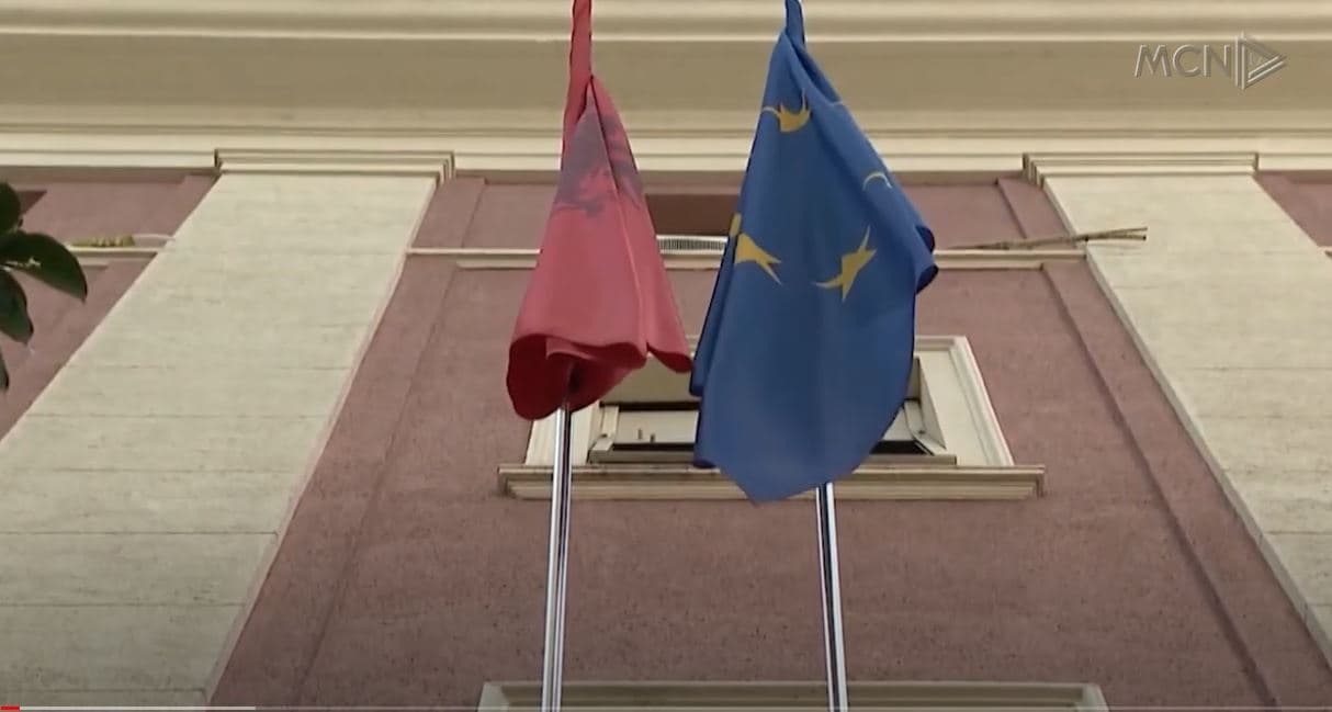 Profesionet e lira sërish në Kushtetuese. Malaj: Brenda tetorit, skema e re e pensioneve