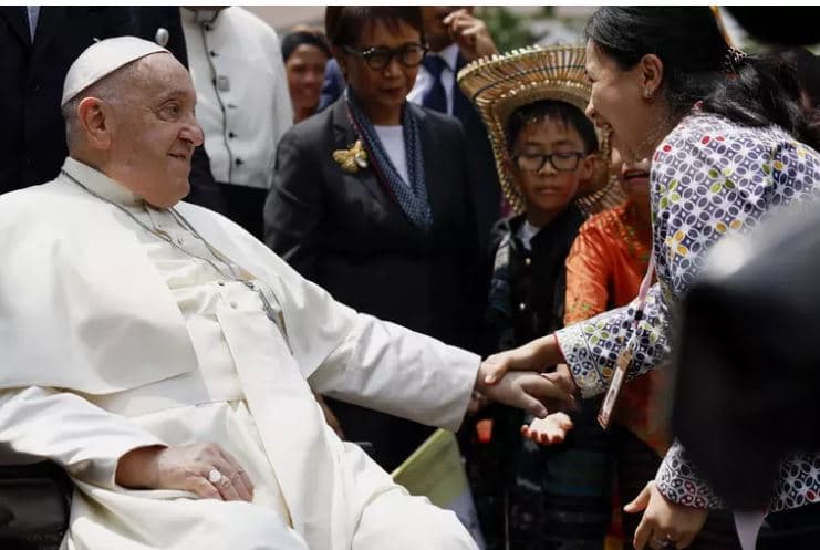 Papa Françesku në Indonezi, thirrje për dialog dhe për të luftuar ekstremizmin