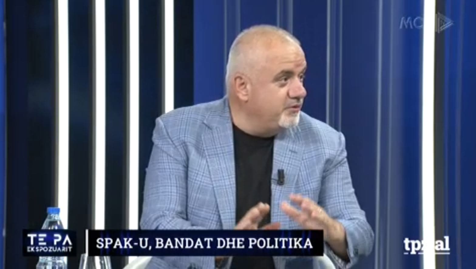 Hoxha: Të hetohen me shpejtësi kryetarët e bashkive që menaxhojnë sasi të mëdha parash 