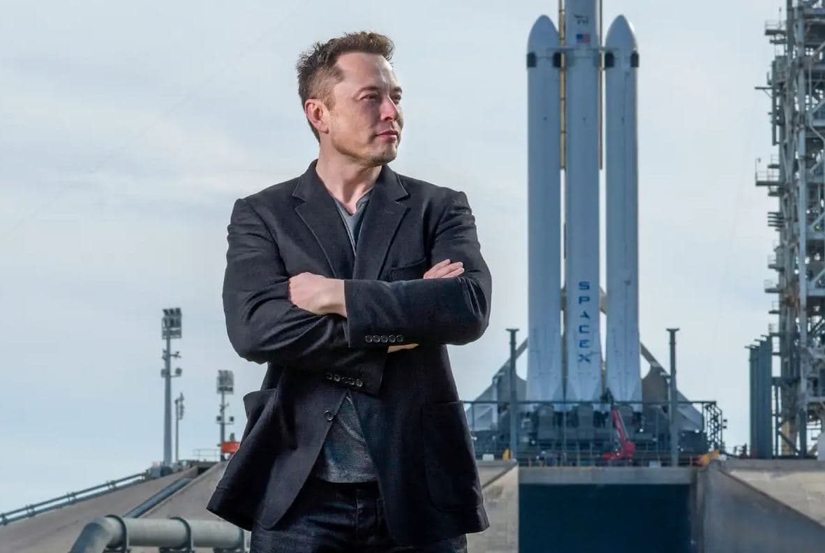 Elon Musk do të bëhet trilioneri i parë