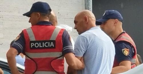 Vrasja e dyfishtë në Roskovec/ Policia arreston edhe dy djemtë e autorit