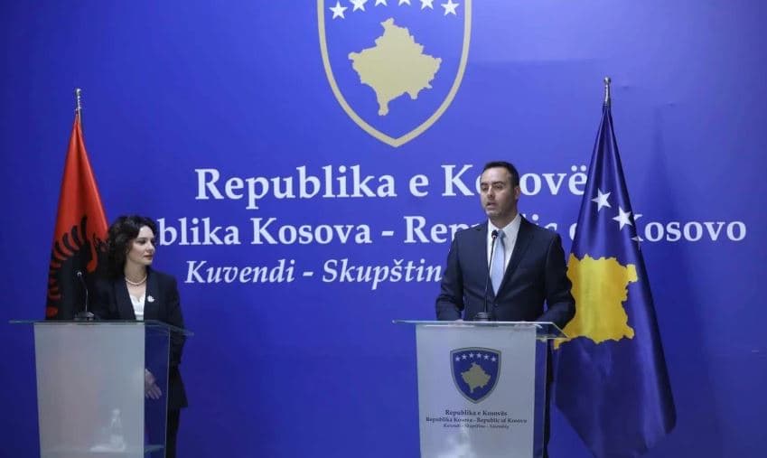 Spiropali pas takimit me Konjufcën: Kosova është prioritet kombëtar i Shqipërisë