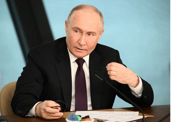 Akuza për spiunazh, Rusia dëbon gjashtë diplomatë britanikë 