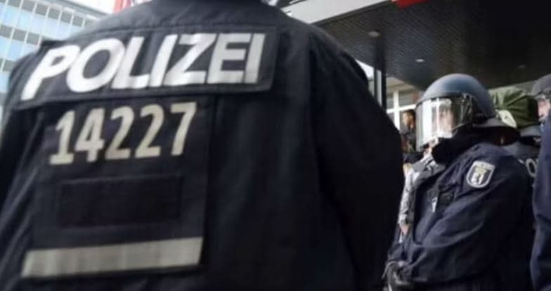 Gjermani, një 27-vjeçar sirian arrestohet për organizimin e një sulmi me hanxhar ndaj ushtarëve
