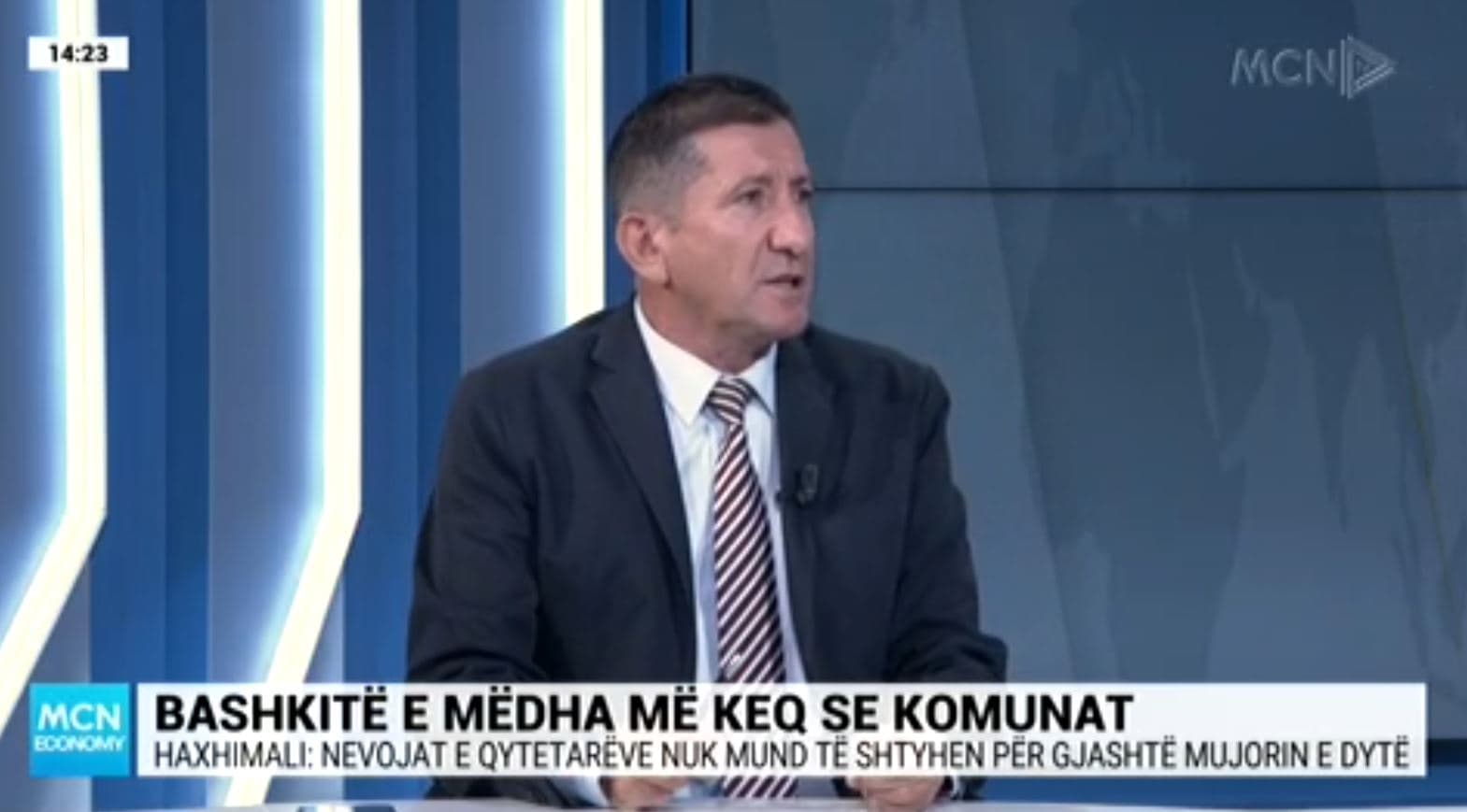 Bashkitë tkurrin investimet, Haxhimali: Fryrje e administratës për qëllime elektorale