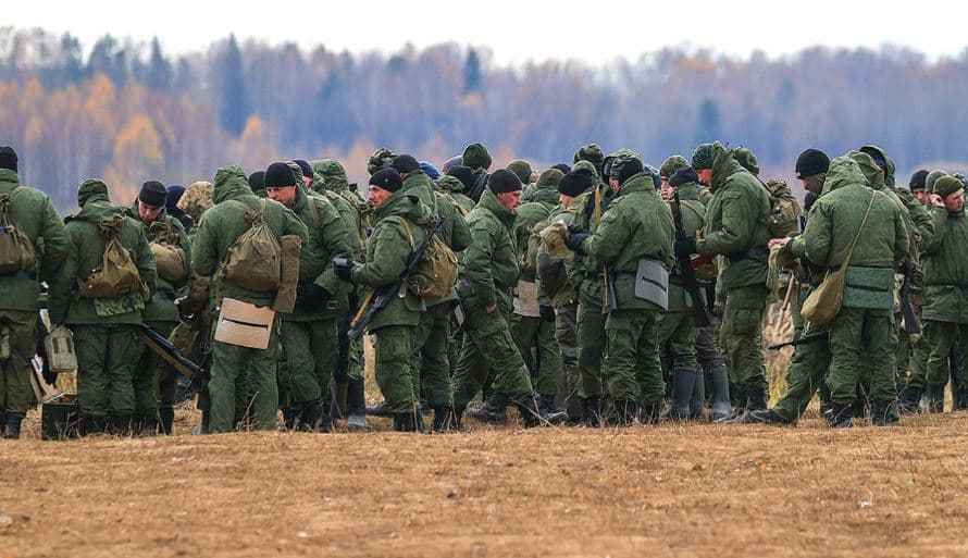 Putin nënshkruan dekretin për rritjen e numrit të ushtarëve në forcat e armatosura