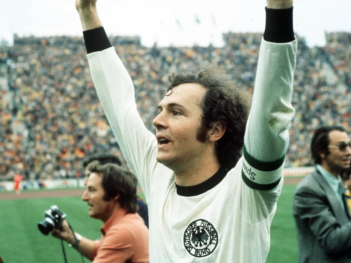 Mynihu i vë emrin e Beckenbauer-it rrugës pranë stadiumit Allianz Arena 