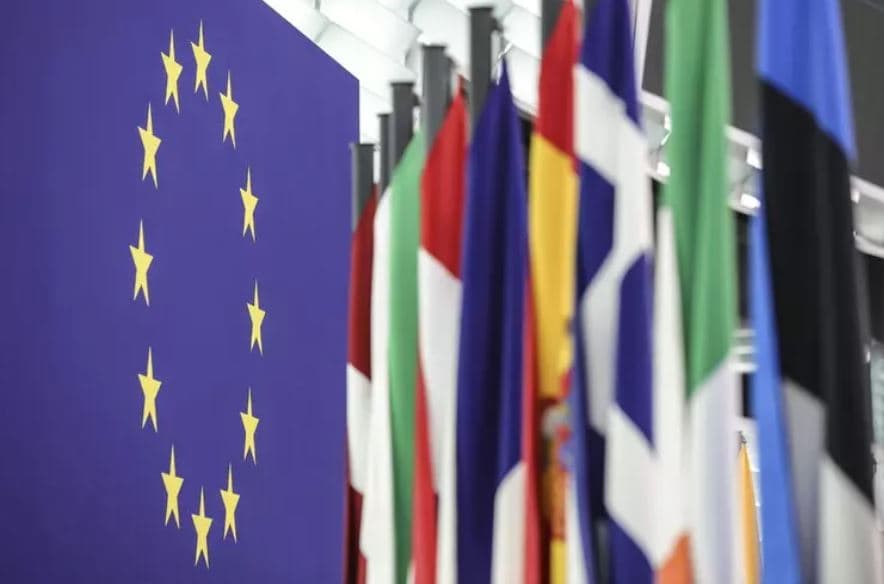 Parlamenti Evropian miraton rezolutën për përdorimin e armëve të BE-së në territorin rus