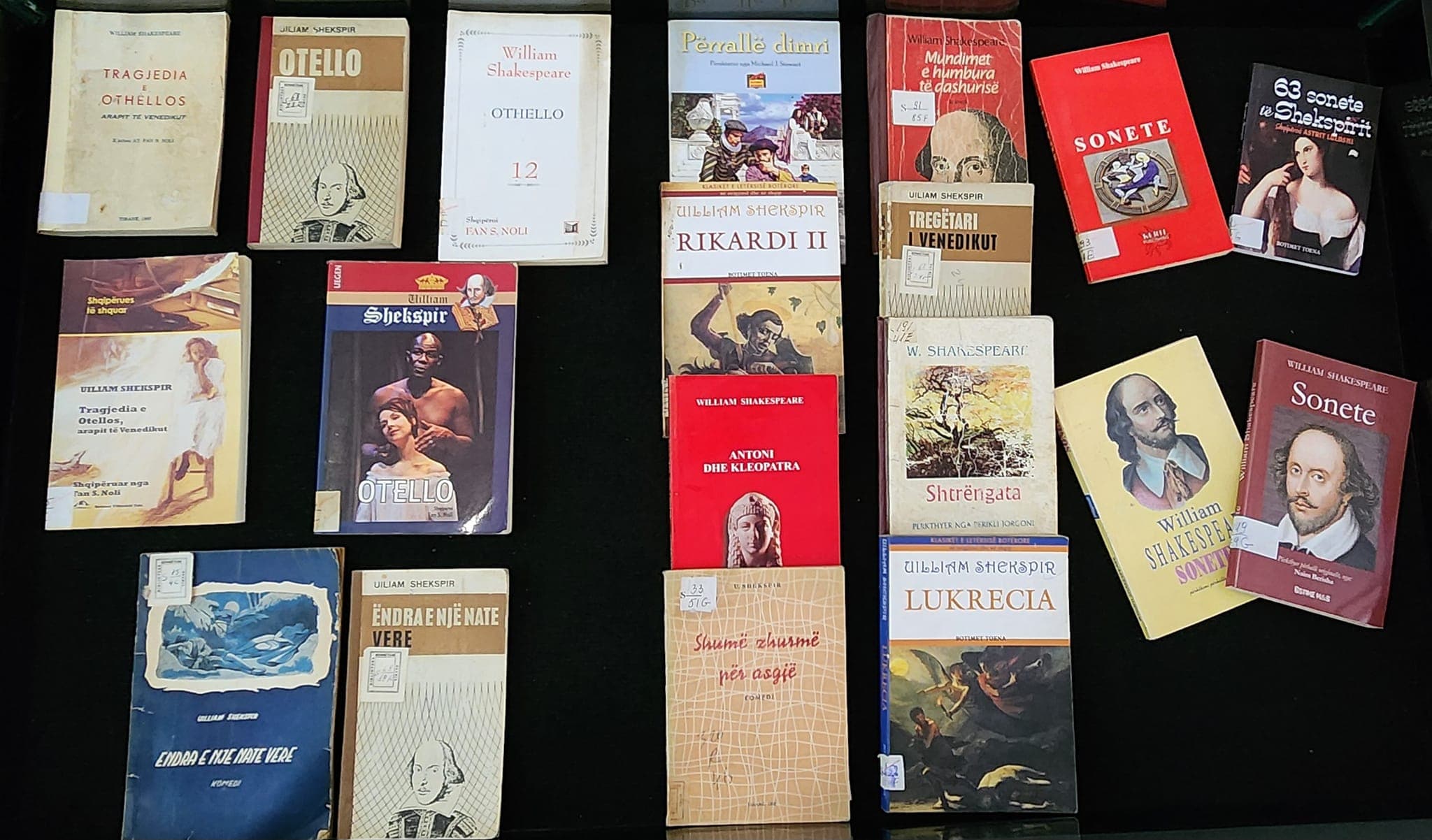 Java Kulturore Britanike/ Në Bibliotekën Kombëtare çelet ekspozita me koleksionet e Shakespeare në shqip