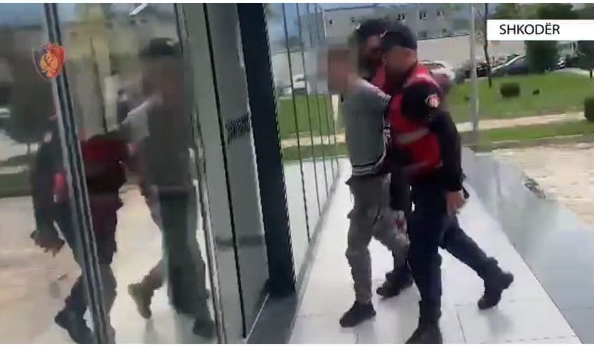 I kërkuar për vrasjen e kryer para një viti, arrestohet 21-vjeçari në Shkodër