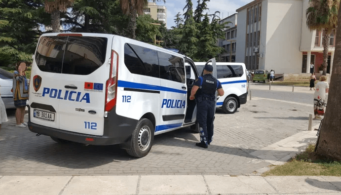 Emri/ Në kërkim për një vrasje të kryer në 2023, arrestohet 33 vjeçari në Fier