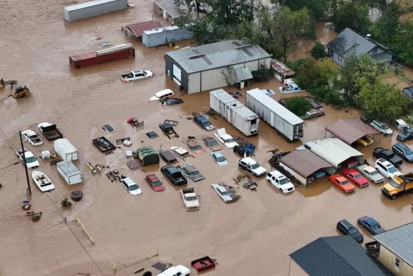 63 persona humbin jetën nga stuhia Helene në SHBA / Përmbytjet vdekjeprurëse zgjerohen në disa shtete