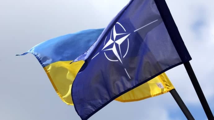 Agjencia ruse e spiunazhit: NATO dhe Ukraina përgatitin provokim me armë kimike