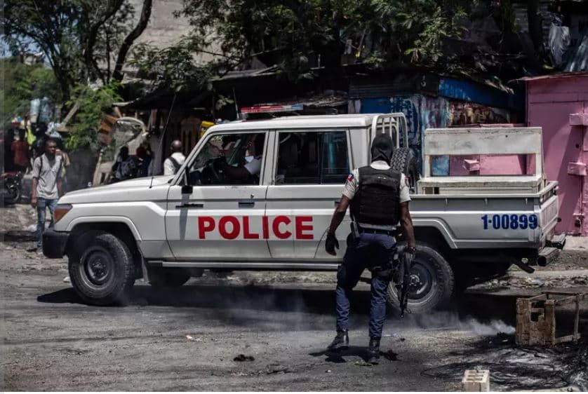 Banda në Haiti shkakton masakër me 115 të vdekur