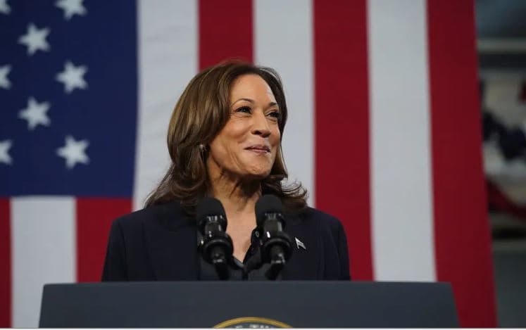 Kamala Harris shënon rekord, mbledh më shumë se një miliard dollarë në 3 muaj