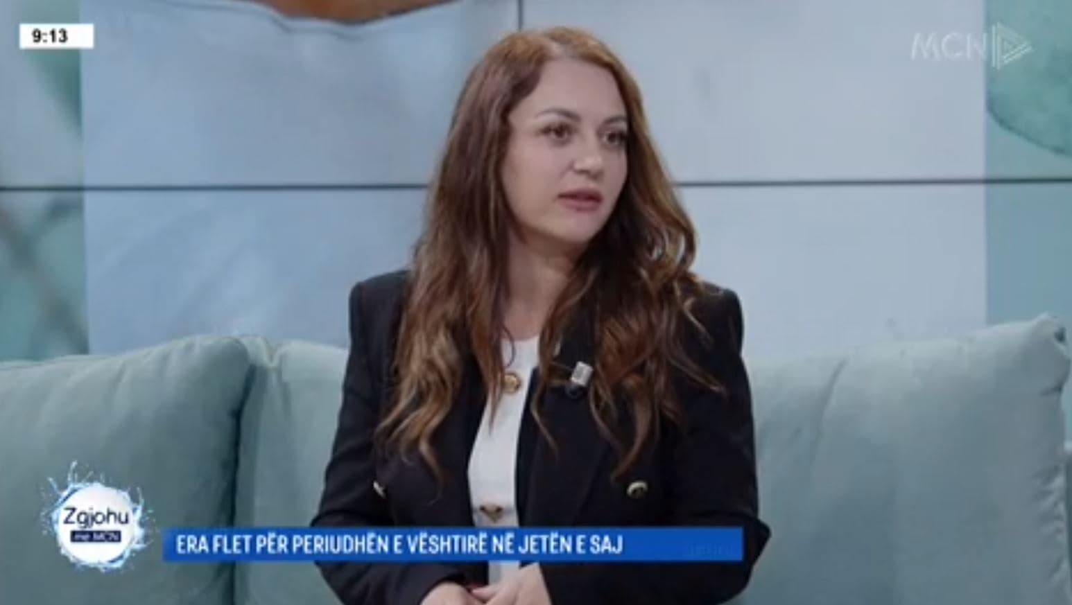 Humbi bashkëshortin, estetistja ofron vetulla falas për vajzat dhe gratë e prekura nga kanceri
