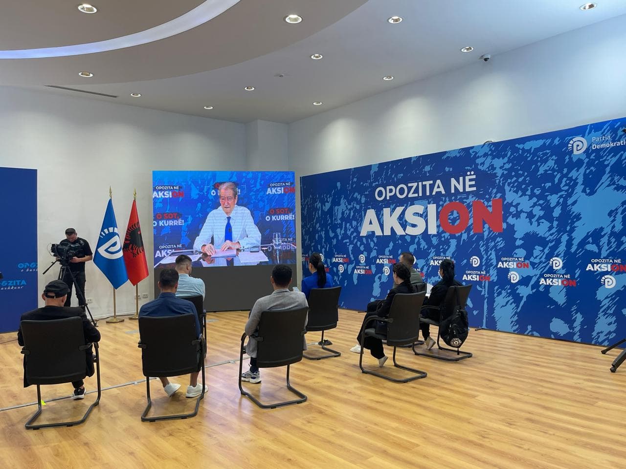 Berisha: Policia s’ka hyrë kurrë në parlament, ishte akt puçist