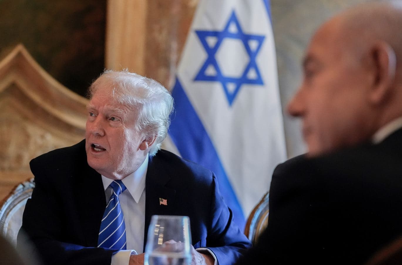 Trump telefonatë me Netanyahun: Bëj atë që duhet të bësh me Iranin