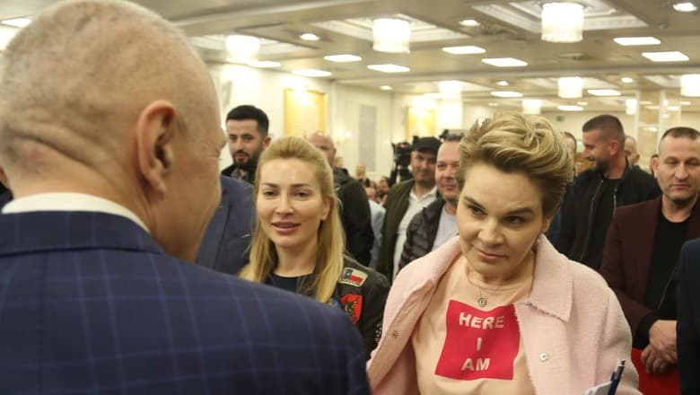 Meta me ndihmën e Pirro Xhixhos lejoi ‘Plus communication’ të ushtrojë aktivitetin në shkelje të ligjit të AKEP