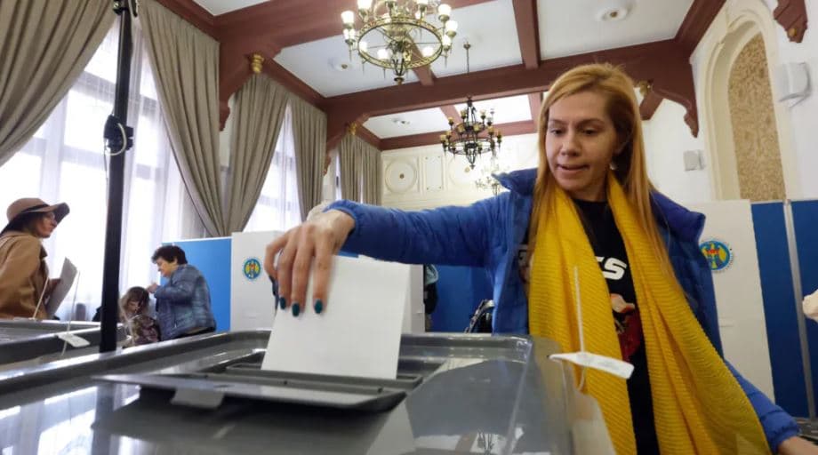 Referendumi në Moldavi/ Fitore e ngushtë e pro europianëve, votohet në favor të integrimit në BE