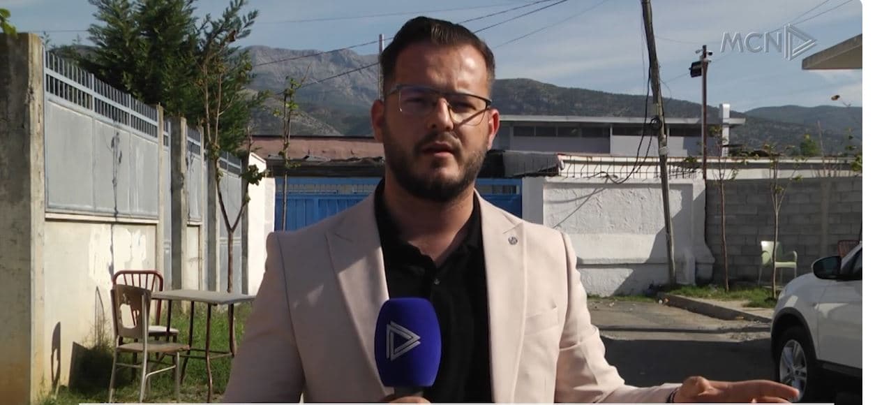 Fabrika që po ndot Lezhën. Banorët: Duam të marrim frymë, krijon probleme shëndetësore
