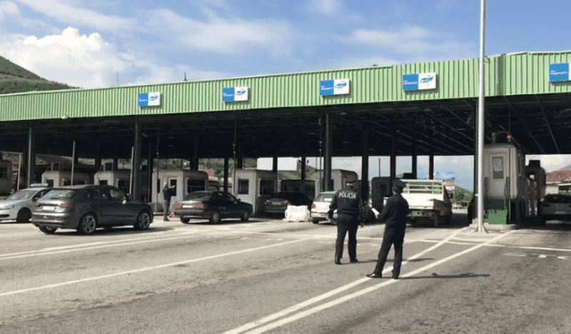 Kokainë dhe kanabis në automjet, kapet në Morinë shtetasi bullgar
