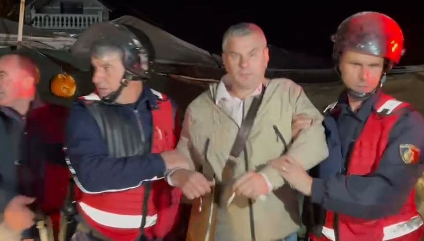 Protesta e opozitës në Bradashesh, policia ndalon 12 persona